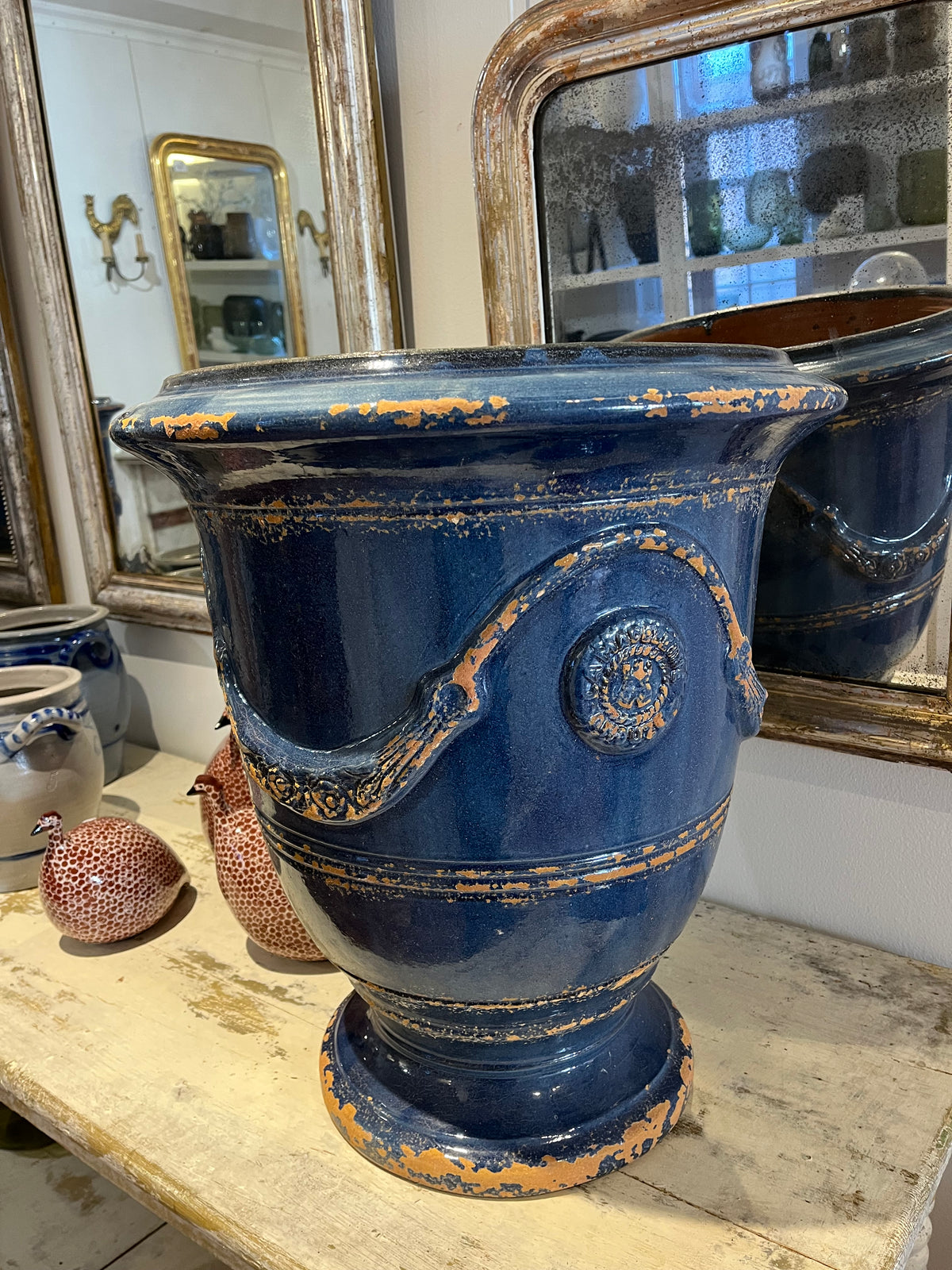 Anduze urn planter blue