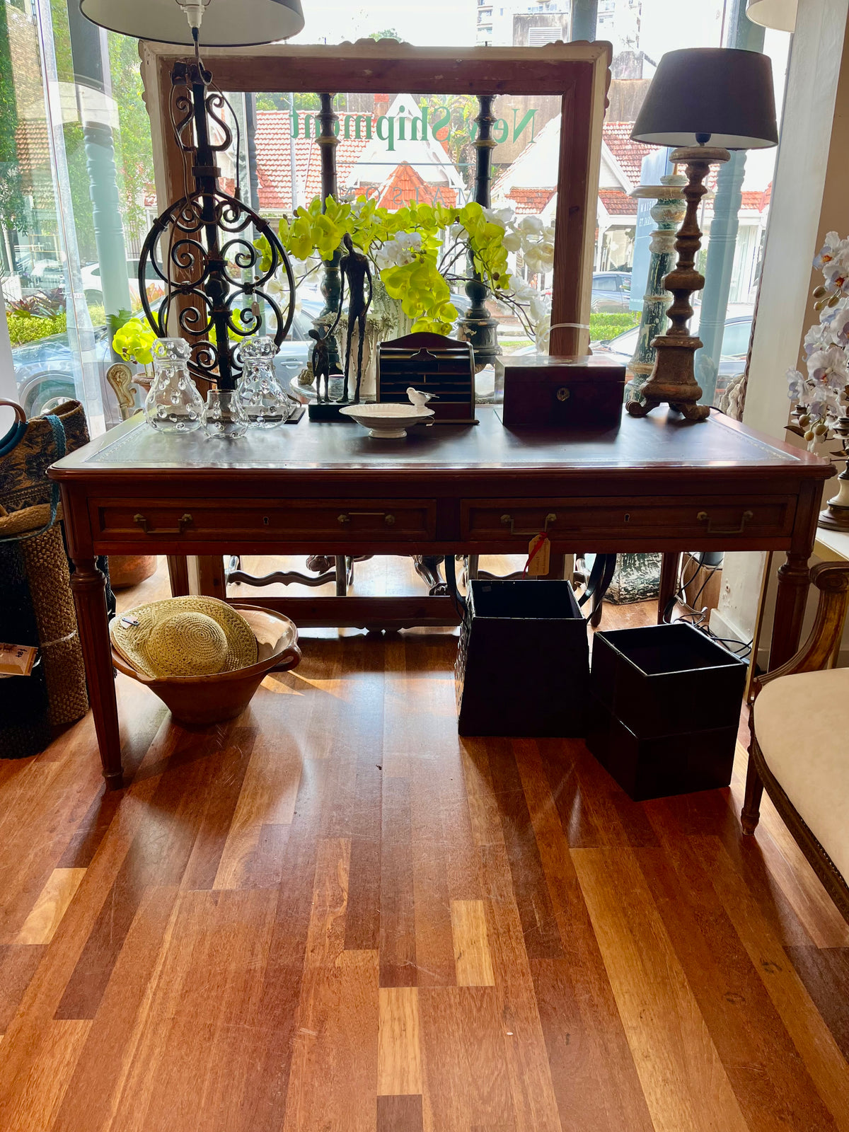 Desk French
