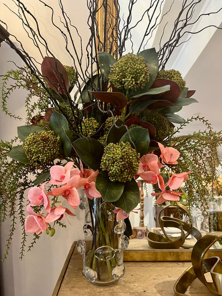 Floral arrangement 17 stems
