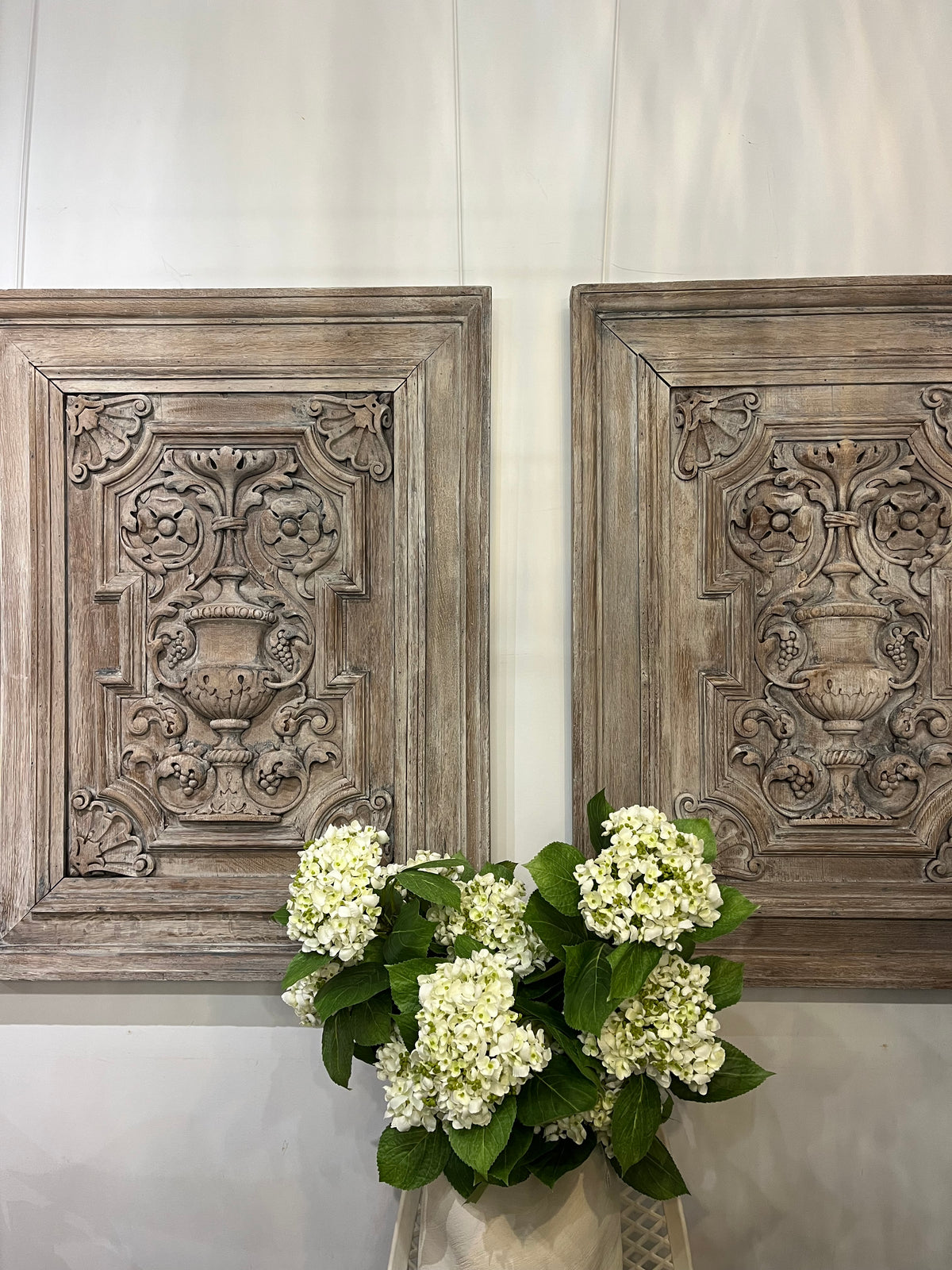 Wall panel bleached oak