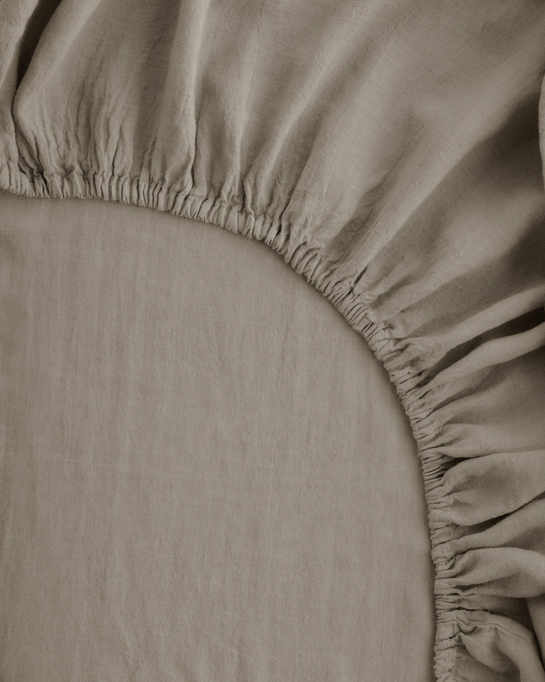 Hale Mercantile Linen Fitted sheet KING