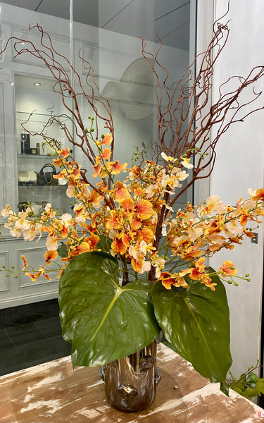 Floral arrangement 13 stems