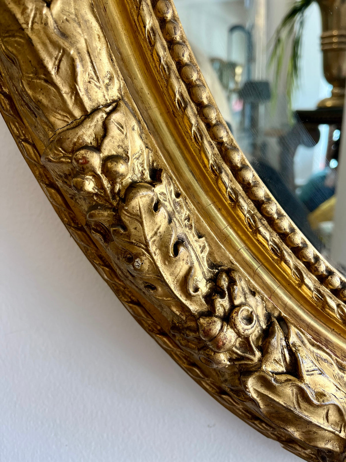 French gilt oval mirror H79
