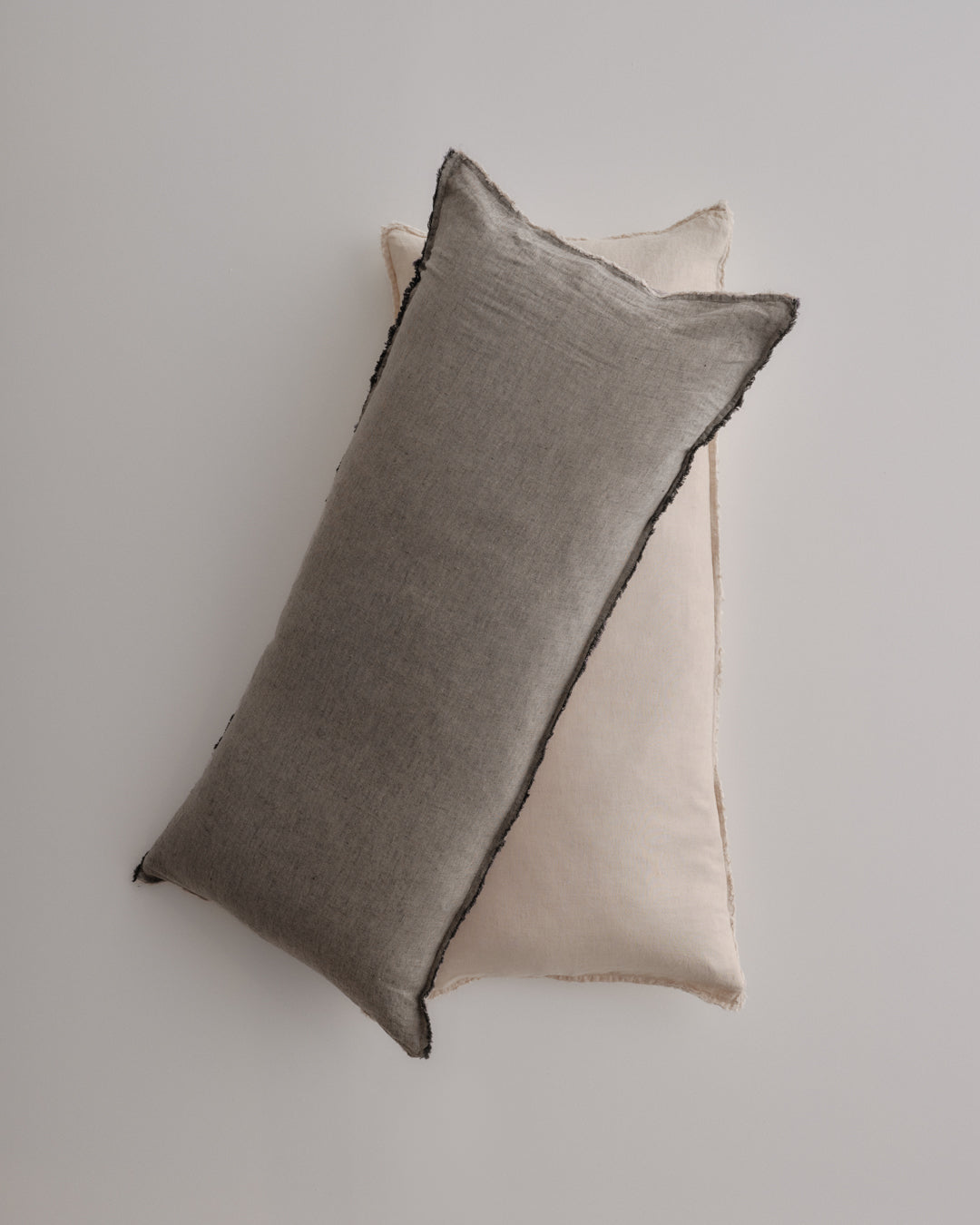 Hale Mercantile Bodycushion Flocca Linen 50/110