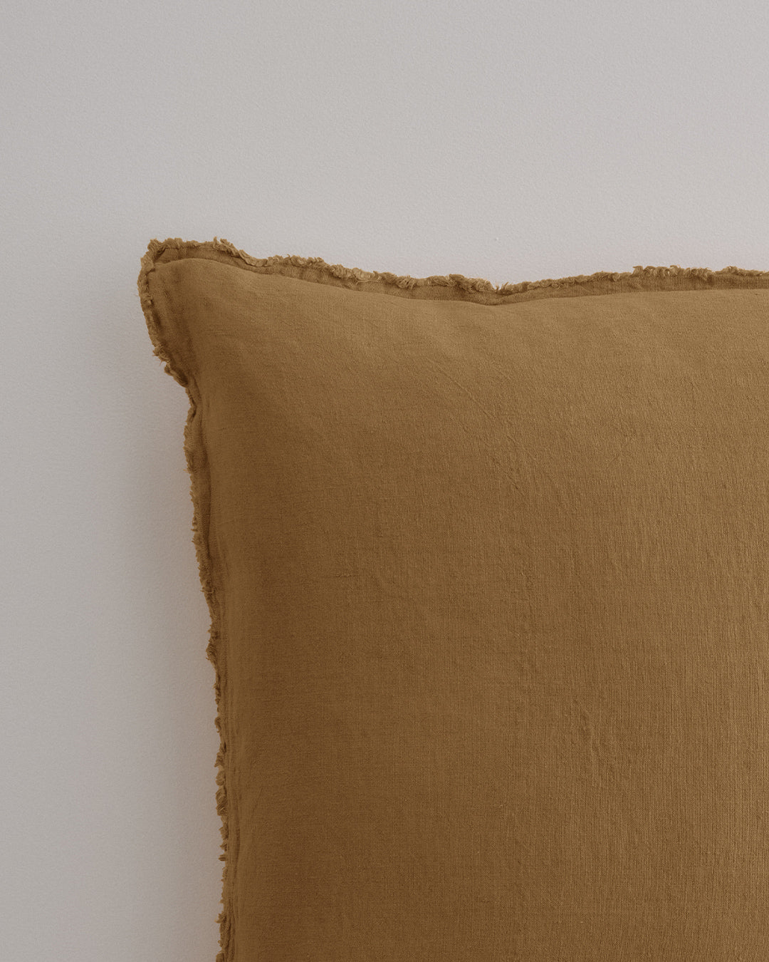 Hale Mercantile Cushion Flocca Linen 50/50