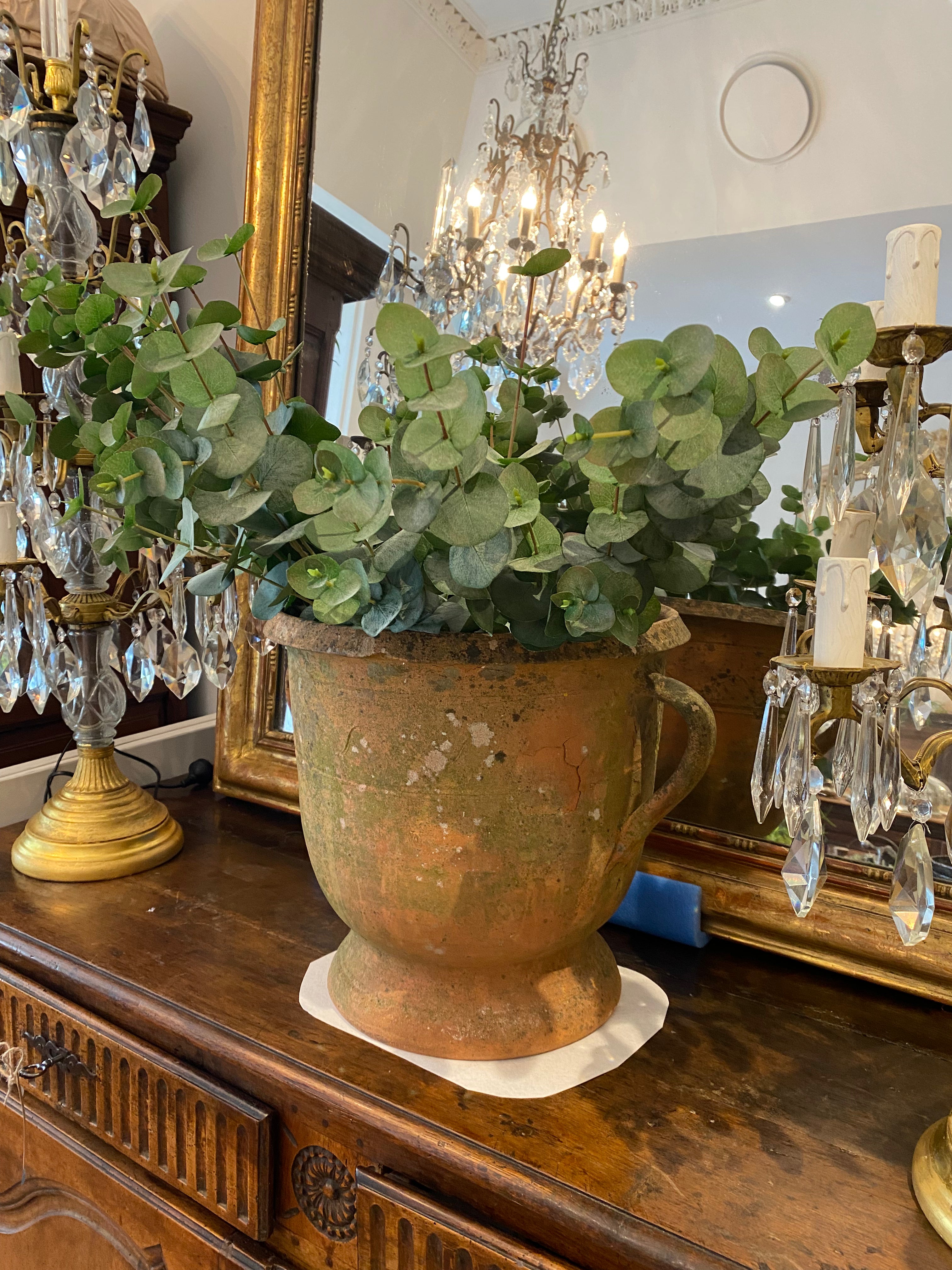 Urn French terracotta