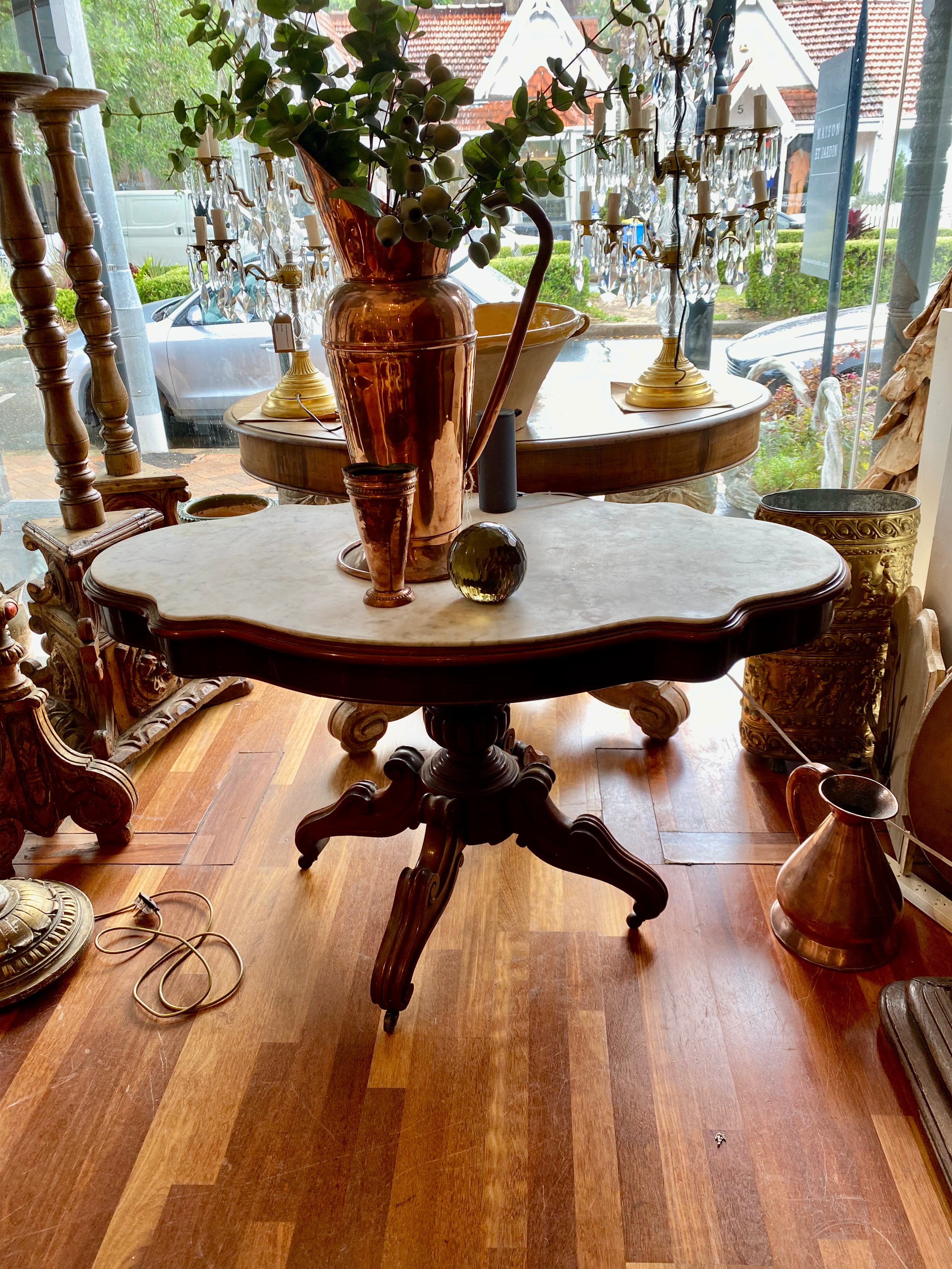 Table oval French 19thC