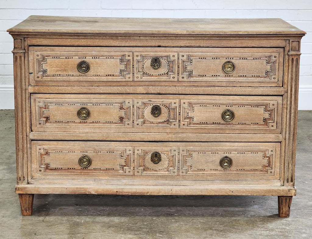 Chest of drawers W133