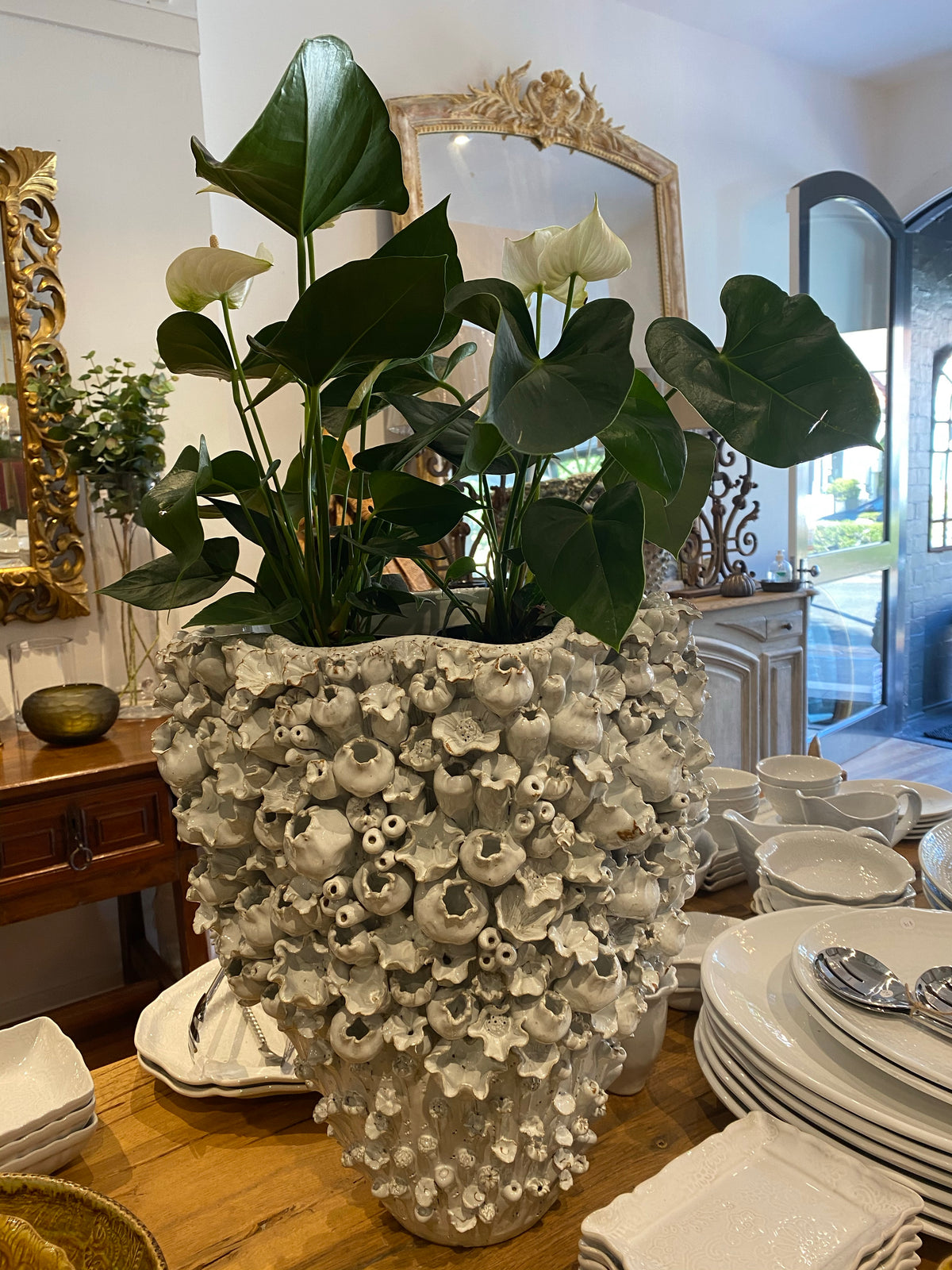 Vase ceramic barnacle white XL