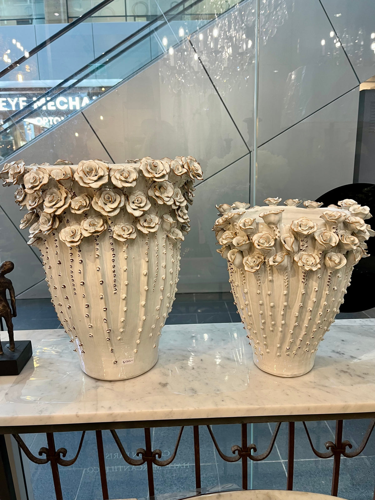 Vase ceramic rose blooms white  XL