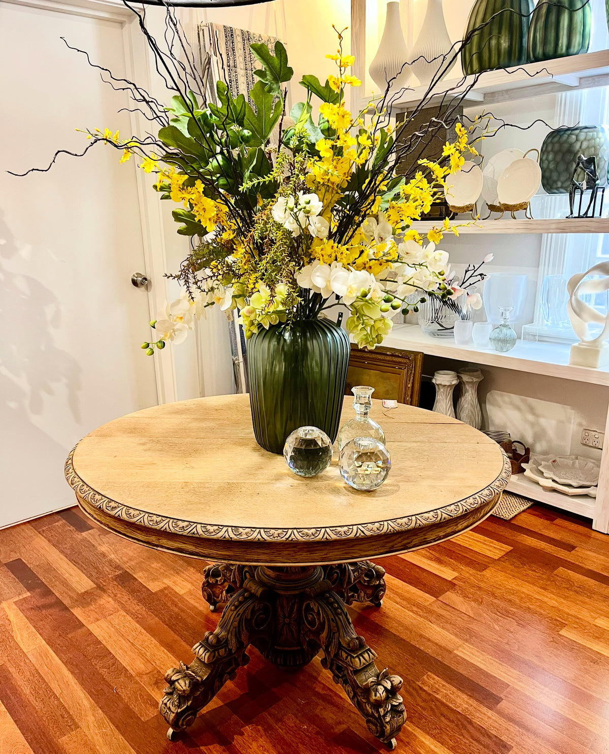 Floral arrangement 21 stems