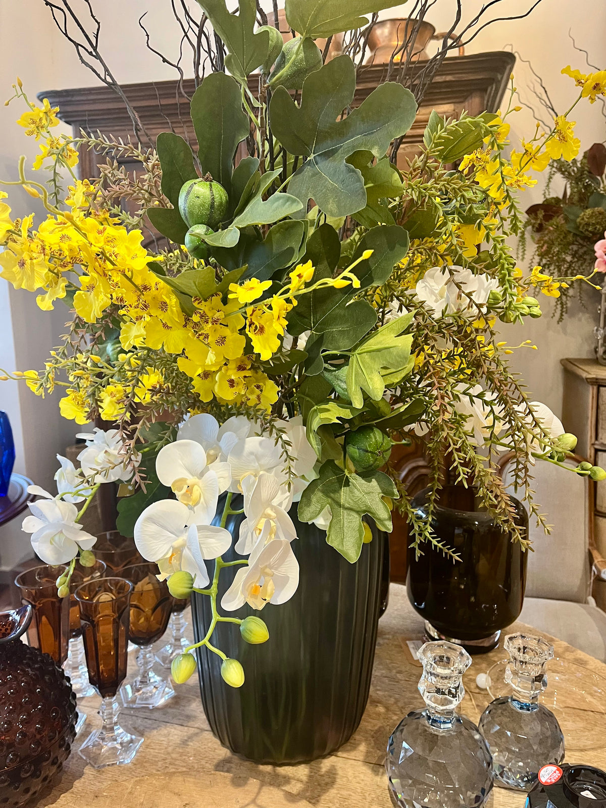 Floral arrangement 21 stems