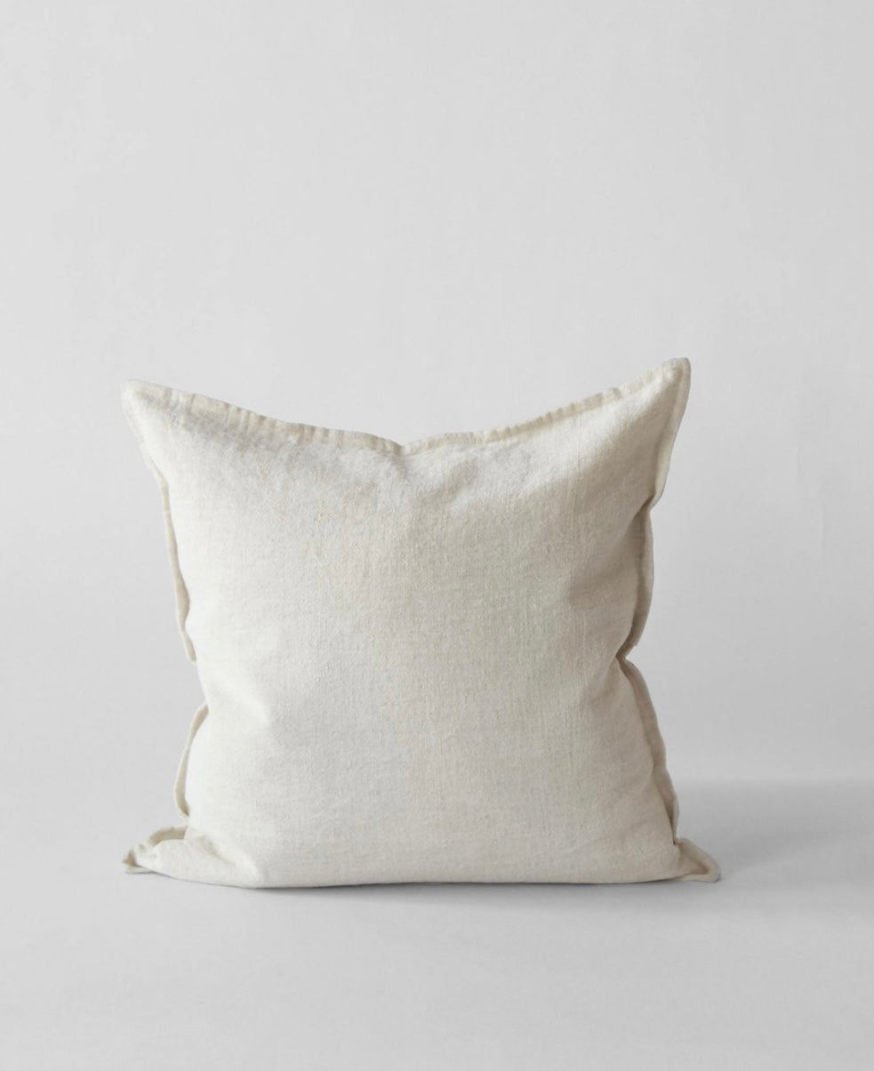 Linen cushion 50/50 ivory