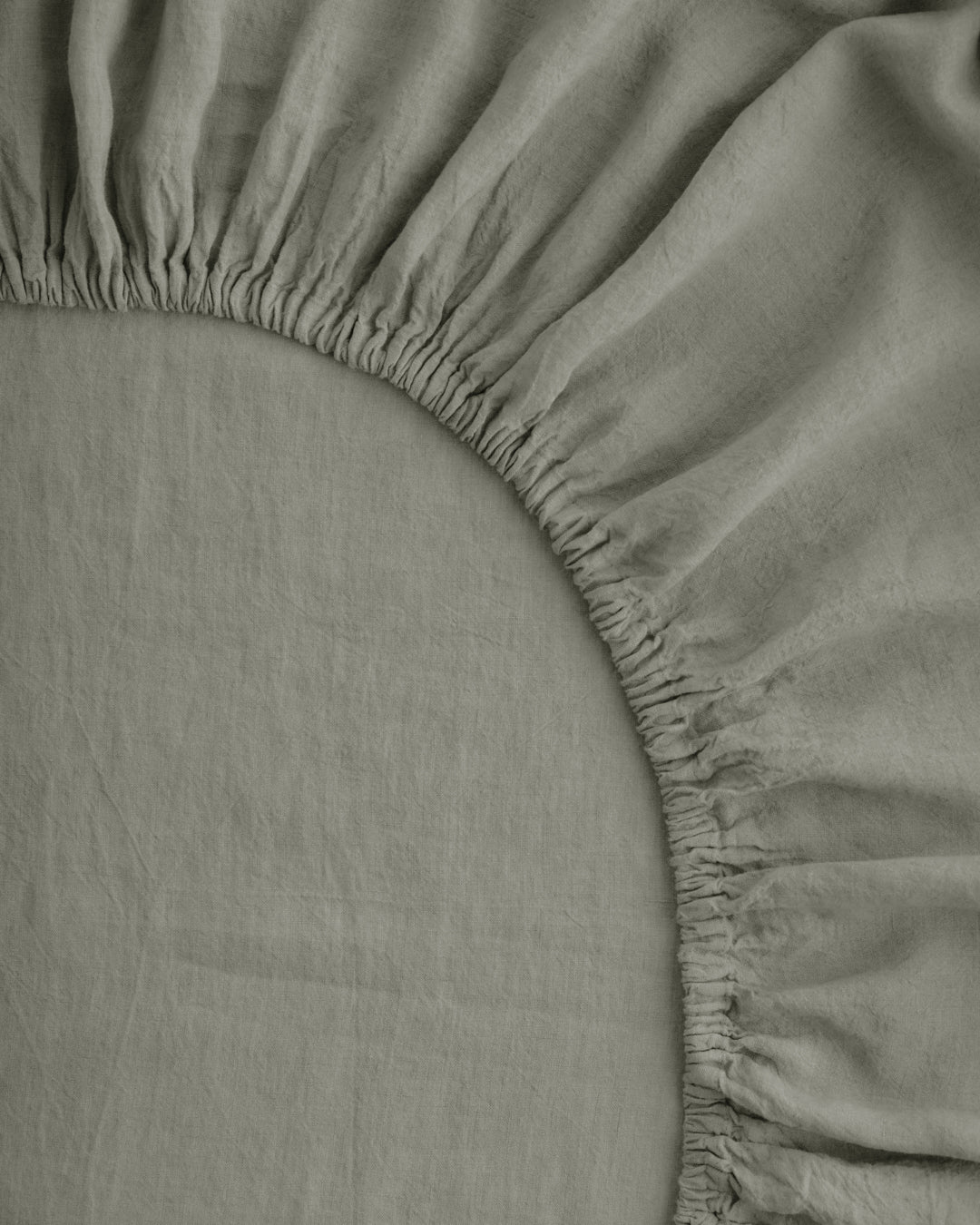 Hale Mercantile Linen Fitted sheet KING
