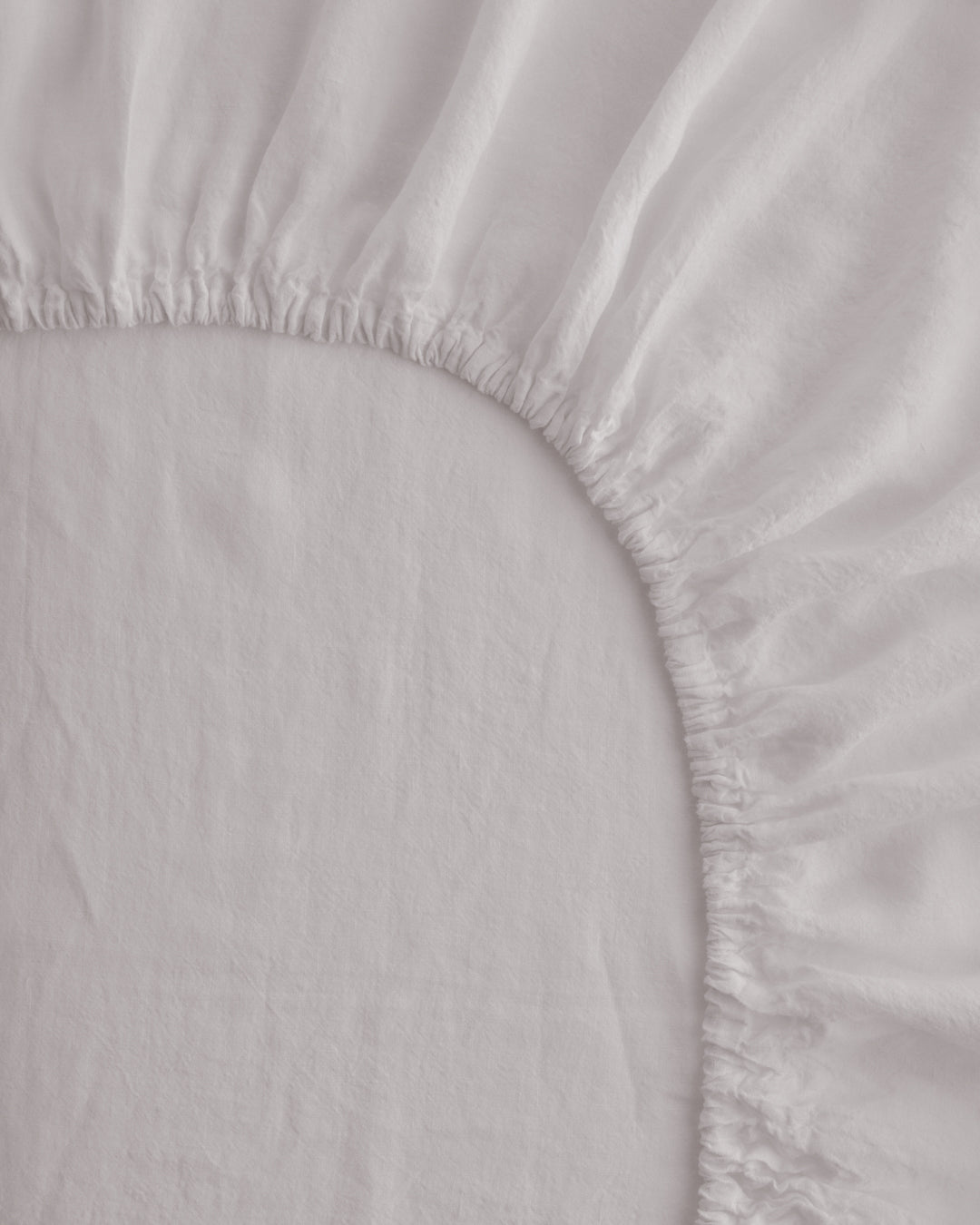 Hale Mercantile Linen Fitted sheet KING