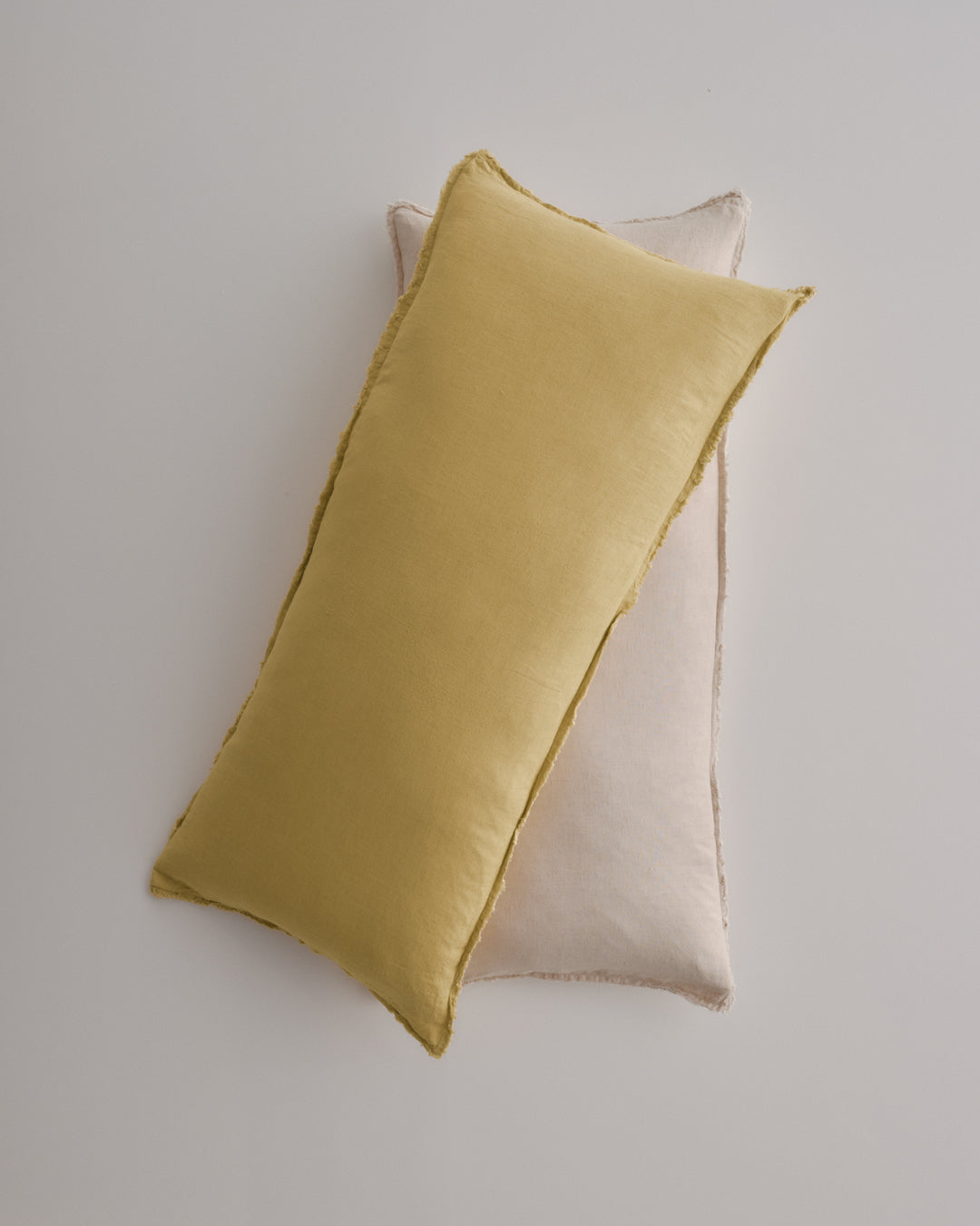 Hale Mercantile Bodycushion Flocca Linen 50/110