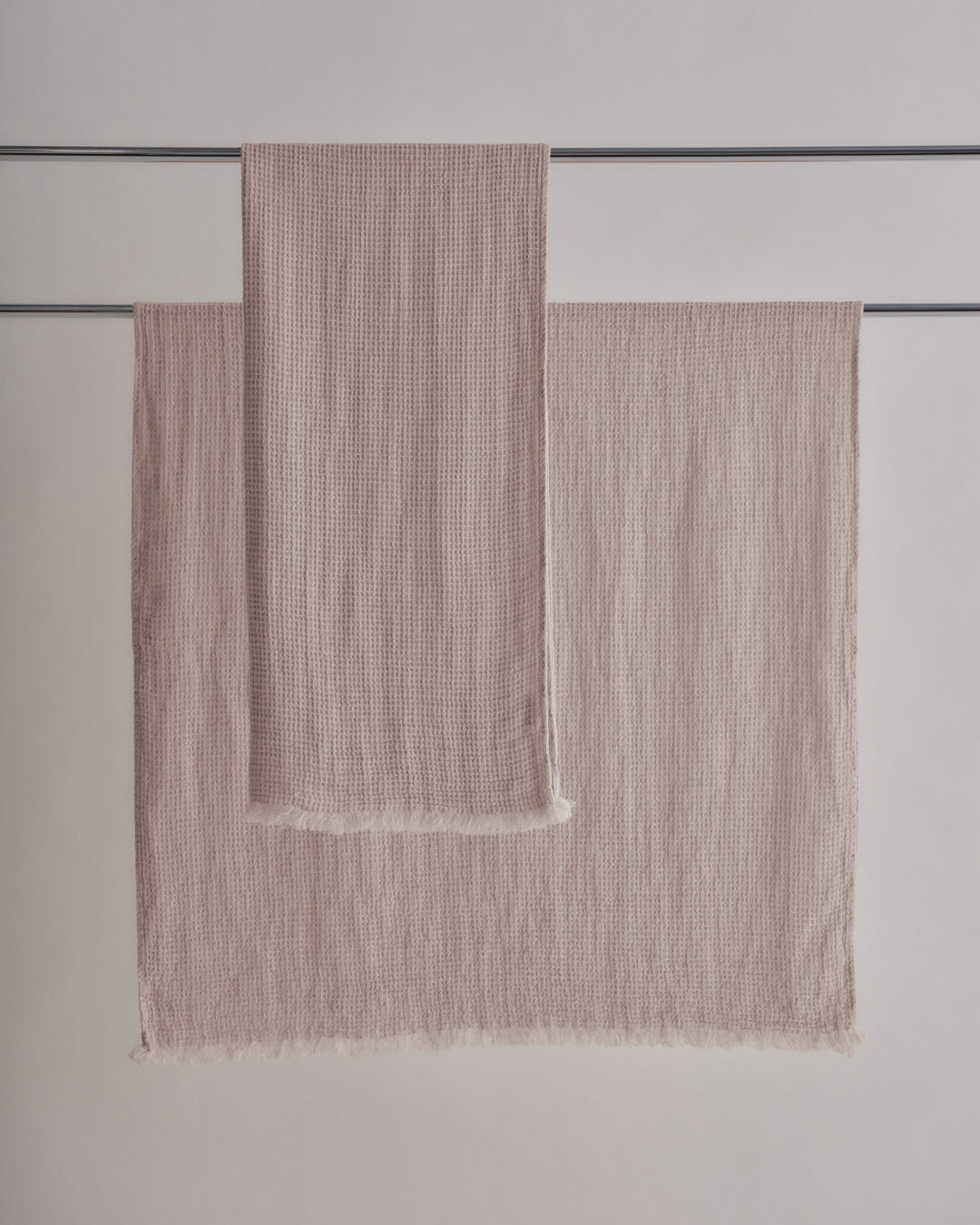Hale Mercantile Sheet Bath Flocca linen