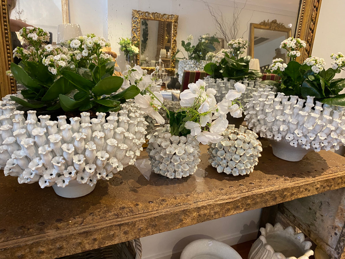 Vase ceramic Barnacle white