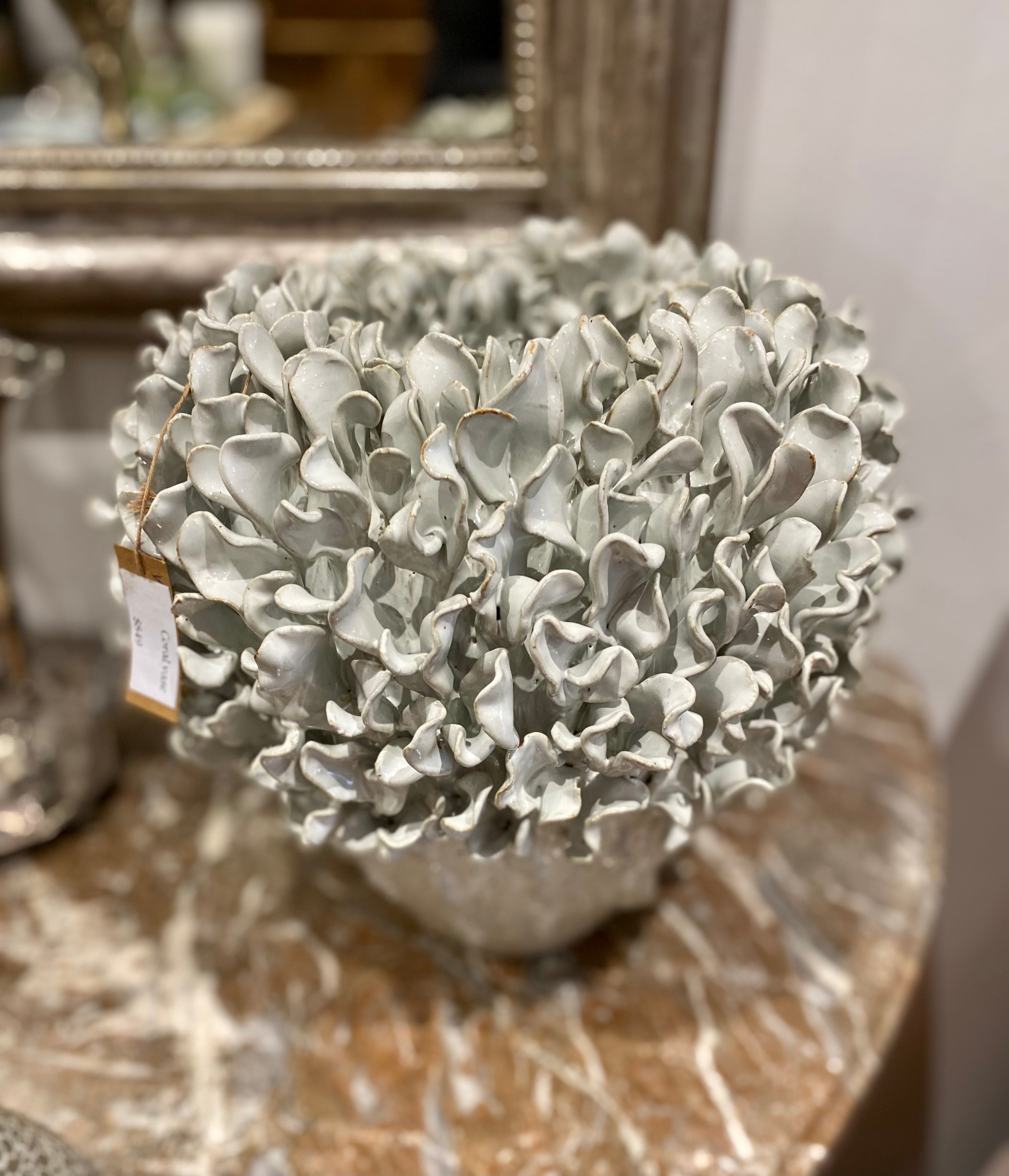 Vase ceramic coral