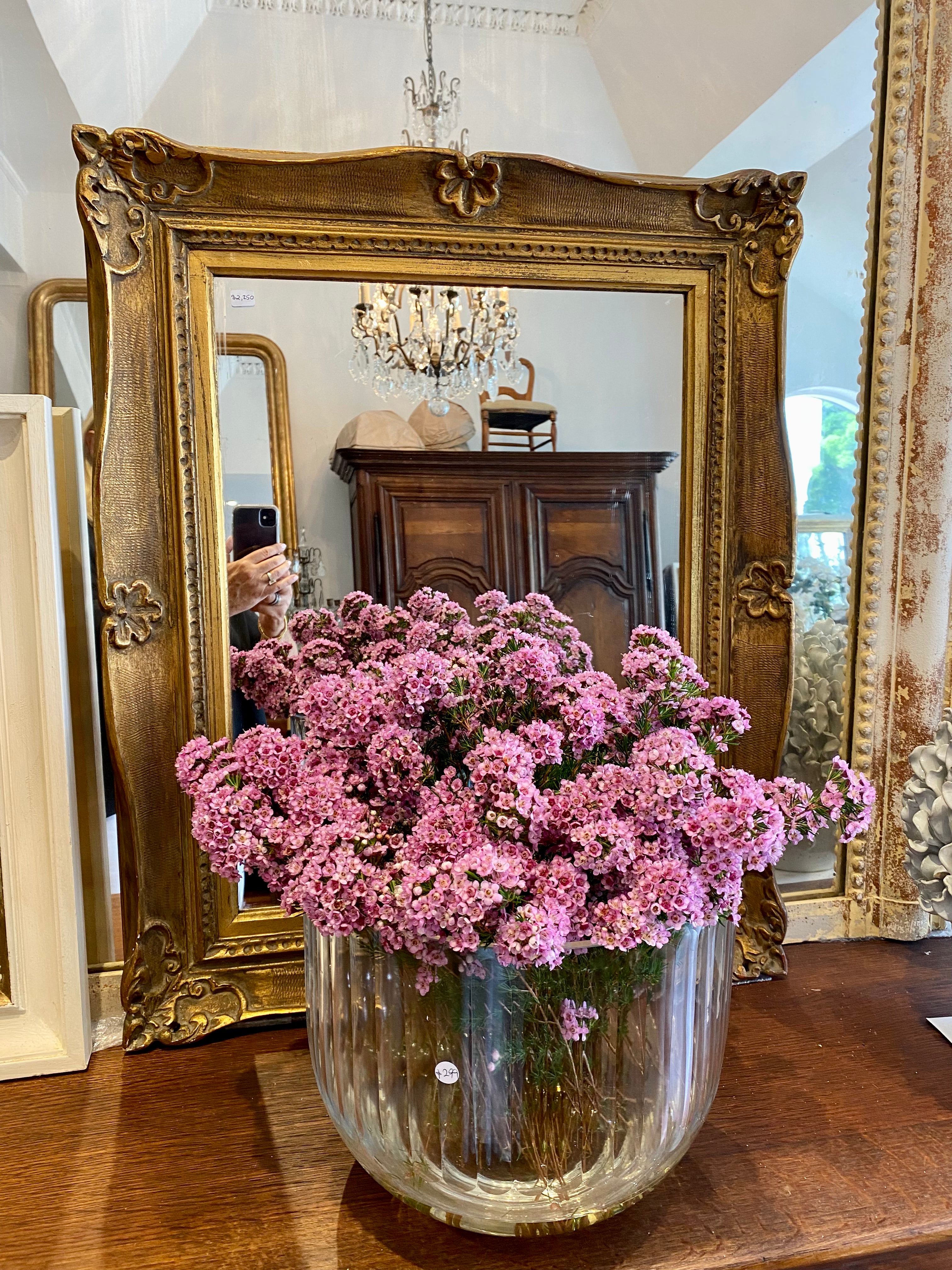 French style gilt mirror H74 W60